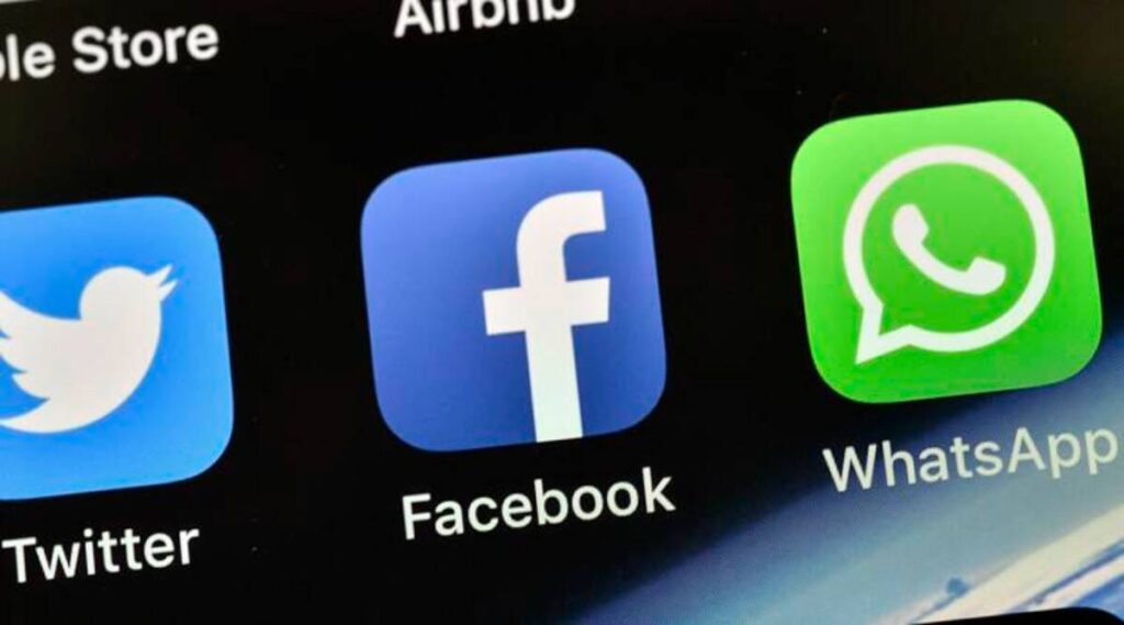 Facebook App Icon on Iphone Screen